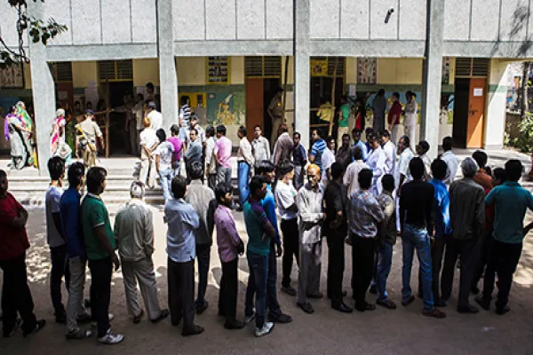 Polling, Posters and General Economy As India Goes To The Polls In Third Round of Voting