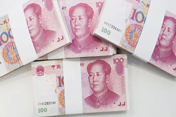 Renminbi Notes At a Standard Chartered Plc Branch As Currency to Start Direct Trading With Kiwi Dollar