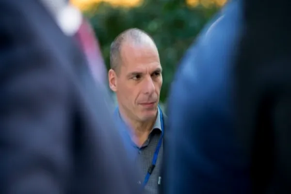 2015-04-da-yanis-varoufakis-large.jpg