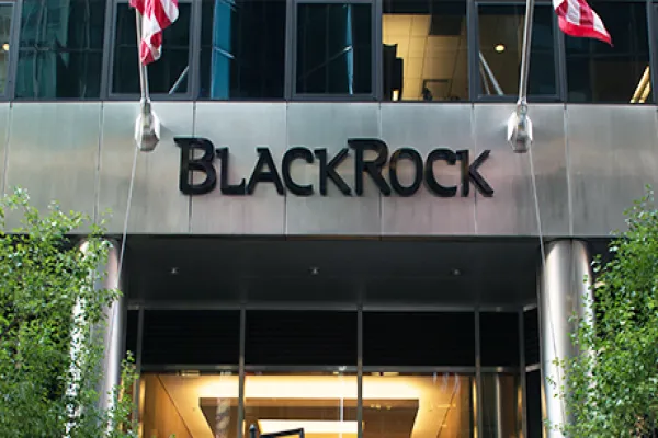 2017-06-julie-segal-blackrock-roboadvisor-global-capital-large.jpg