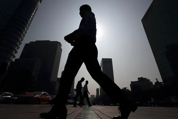 SeongJoon Cho/Bloomberg