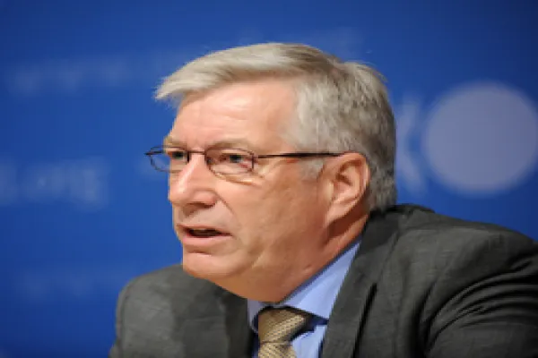 Italian Finance Minister Giulio Tremonti News Conference