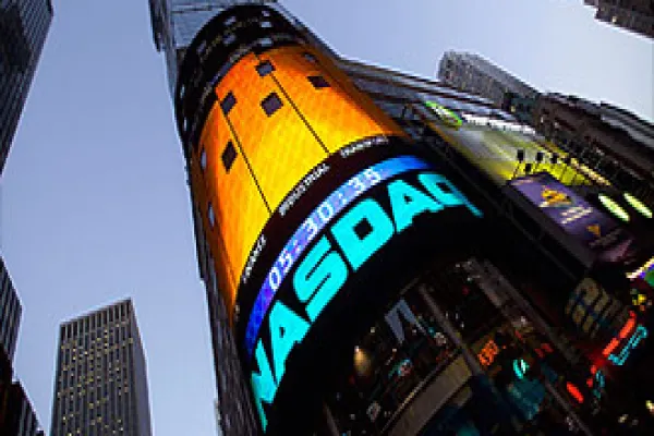 330x160-nasdaq.jpg