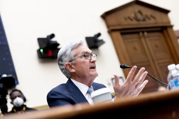 Jerome Powell (Julia Nikhinson/Bloomberg)