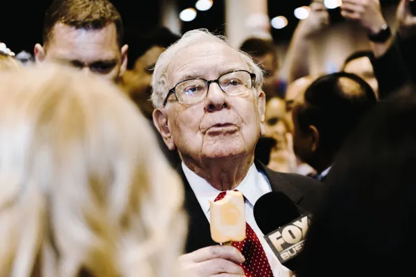 Warren Buffett (Houston Cofield/Bloomberg)