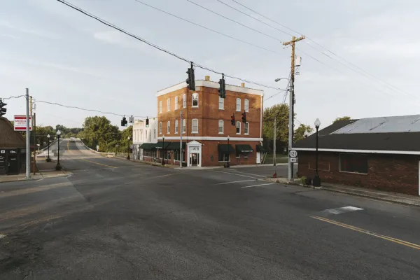 A First Community Bank of the Heartland Inc. bank branch in Wickliffe, Kentucky (Houston Cofield/Bloomberg)
