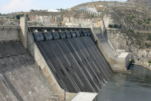 dam-large.jpg