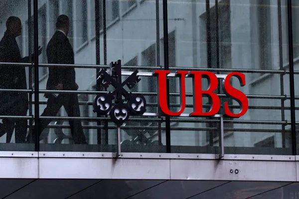 UBS headquarters in Zurich, Switzerland. (Photo credit: Stefan Wermuth/Bloomberg)