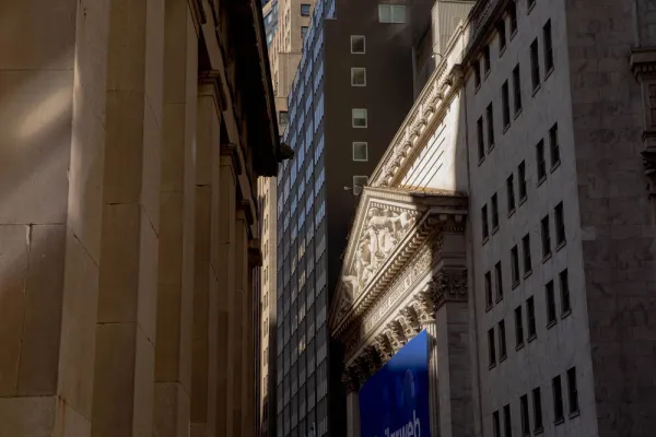 (Amir Hamja/Bloomberg)