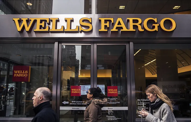 Wells Fargo, New York (Victor J. Blue/Bloomberg).