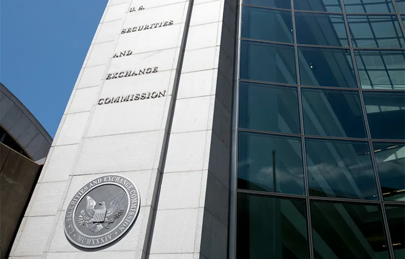 Brendan Hoffman/Bloomberg